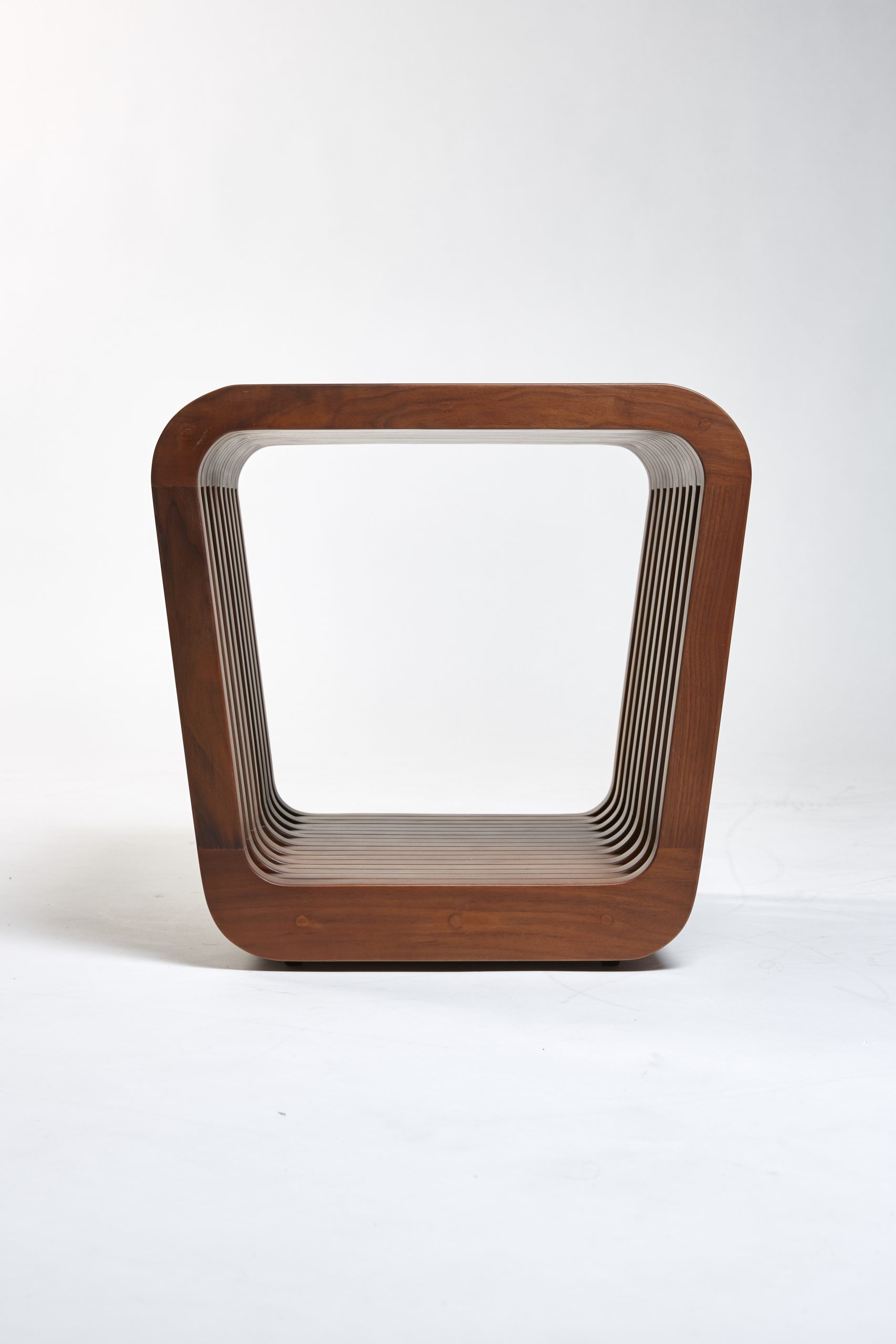 RAD_collection_LINKSTOOL_WALNUT001