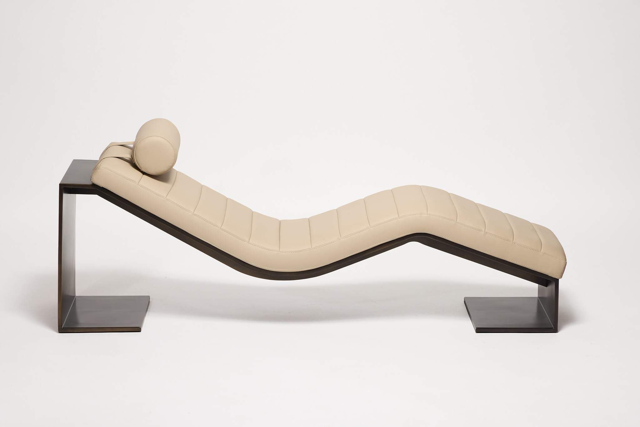 REDA AMALOU DESIGN_KIMANI Lounge desk_cream_4