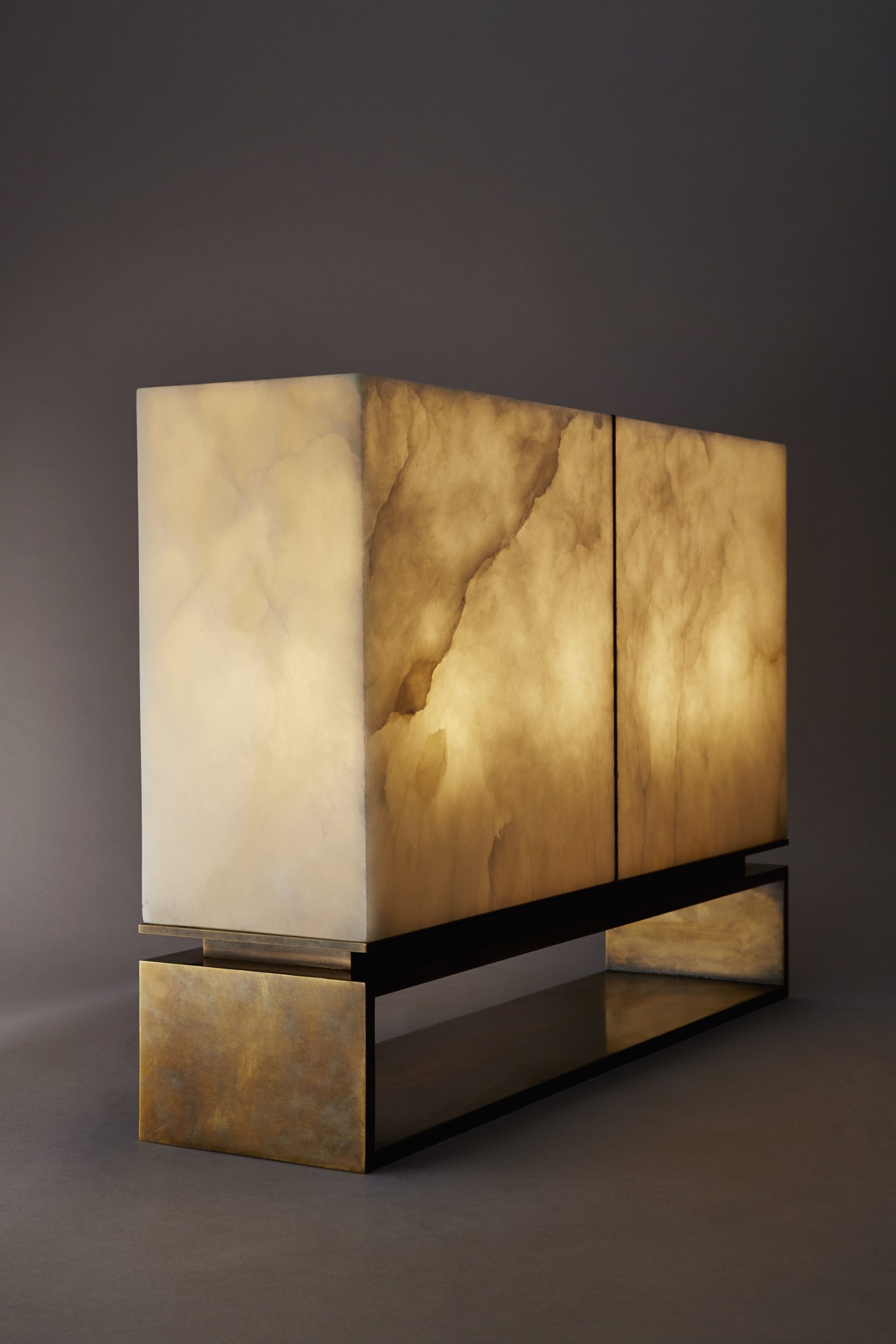 REDA_AMALOU_DESIGN-TABLELAMP_DOMINO-PHOTO@MYQUA_535