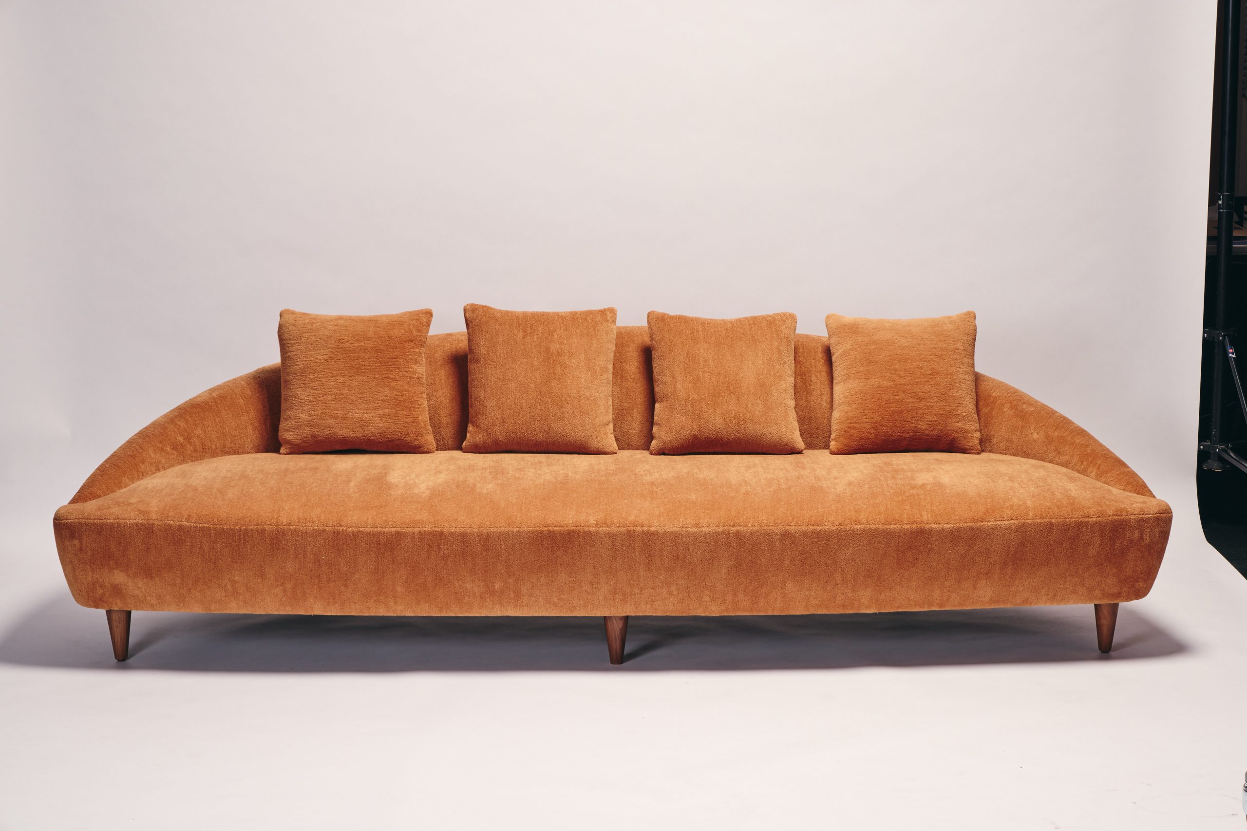 Reda AMALOU_Gabriela Sofa-©Mikael Benard_3