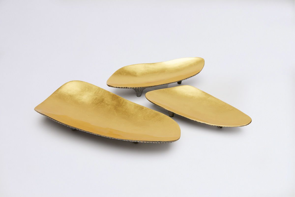 GOLDEN TRIPODS