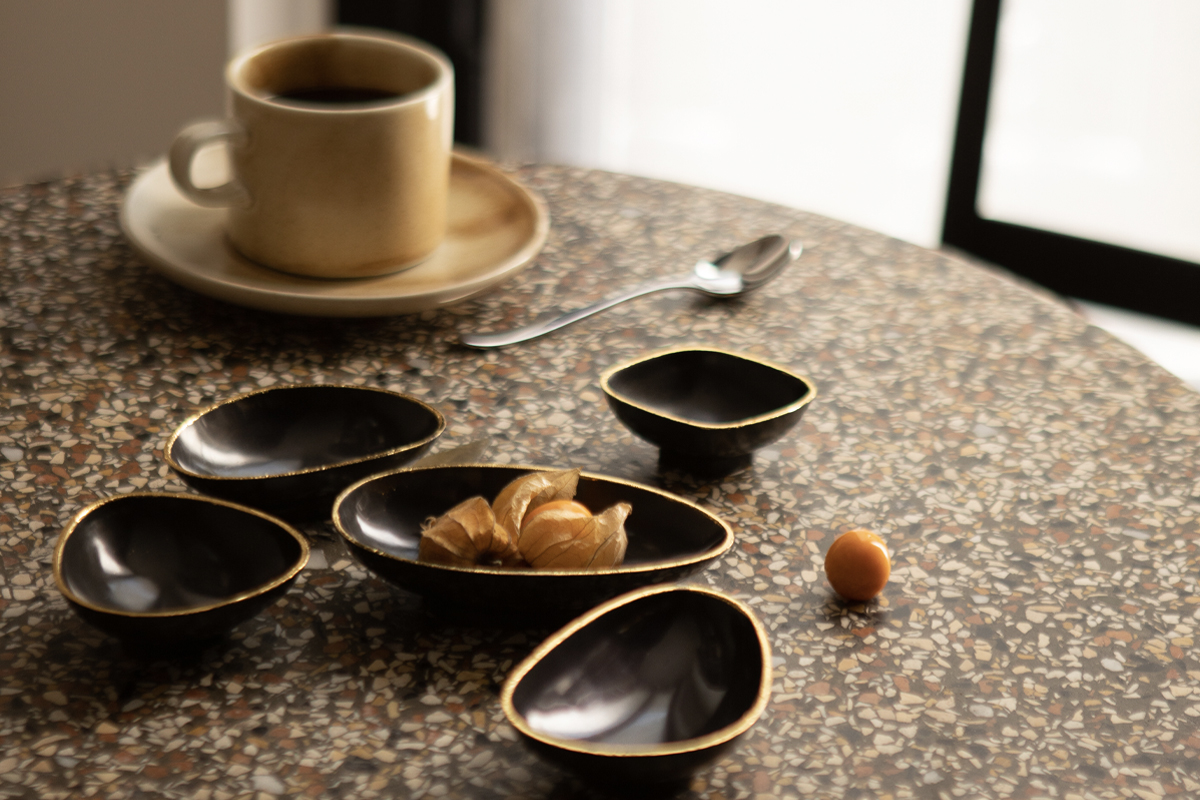 PEBBLES FEUILLE D'OR